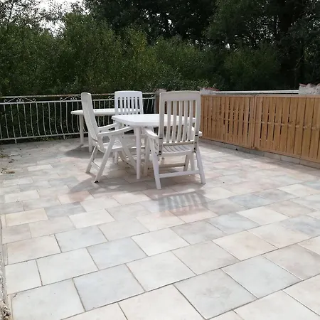 Niet Te Huur * Goudargues